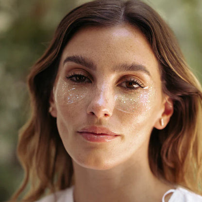 Shine glitter only:gel under eye mask